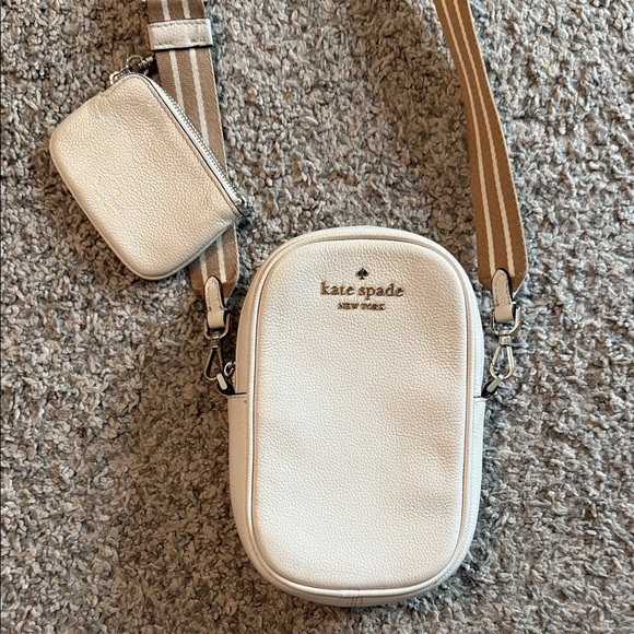 kate spade Handbags - Kate Spade Cream Crossbody Bag with Pouch